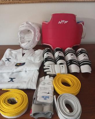 attrezzatura taekwondo