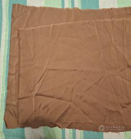 Scampolo di tessuto in seta marrone 130x30 cm