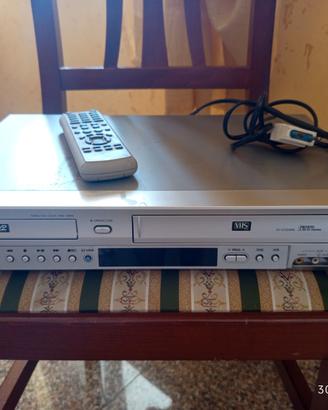 "Lettore combinato Samsung SV-DVD440".
