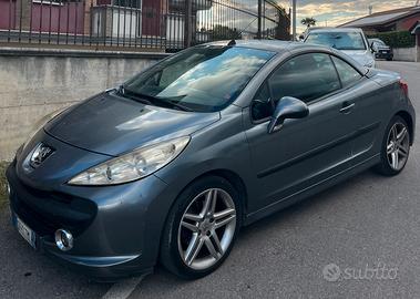 PEUGEOT 207 CC Féline