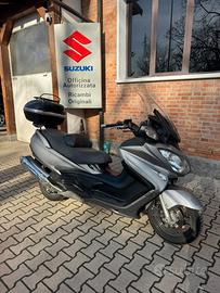 Suzuki burgman 650
