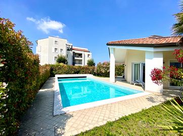 Jesolo appartamento in villa con piscina Privata