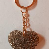 Portachiavi unisex cuore glitterato 
