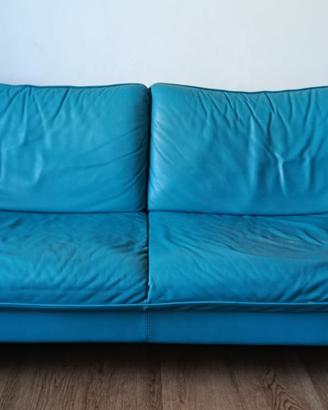 Divano e pouf in pelle Dondi Salotti