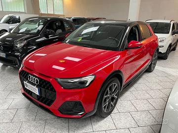 Audi A1 citycarver 30 TFSI S tronic Admired