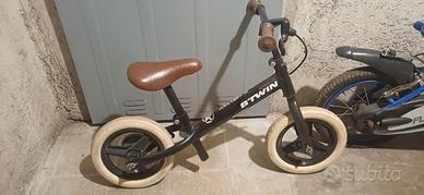 Bicicletta senza pedali