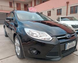 Ford Focus 1.6 TDCi 95 CV SW guidabile da neopaten