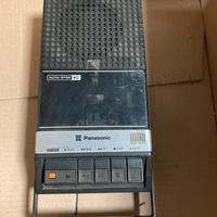 Radio registratore portatile con cassetti