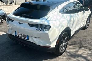 Ford Mustang Mach-E Standard Range 269 CV premium