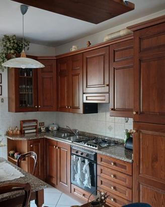 cucina componibile 3.6m per 1.15m.