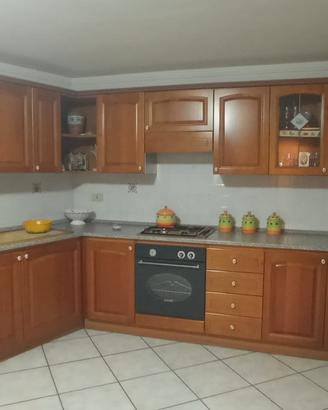 Cucina angolare in legno nuova completa