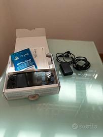 PS Vita PCH-1004 con scatola originale completa