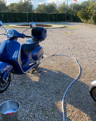 Piaggio Vespa PX 200 E