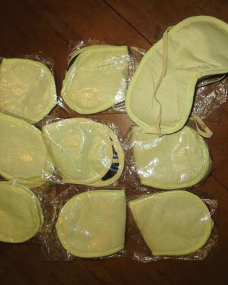 UNA mascherina copri occhi per dormire