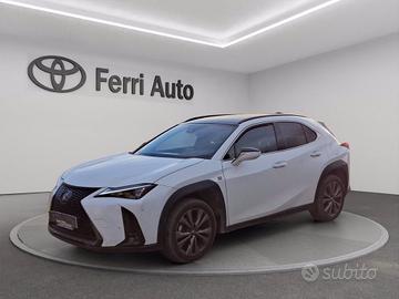 LEXUS Ux 250h 2.0 design 2wd cvt