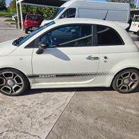 ABARTH 500 1.4 Turbo T-Jet Custom