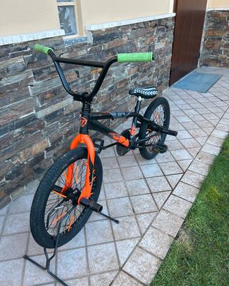 BMX MONTANA XRM