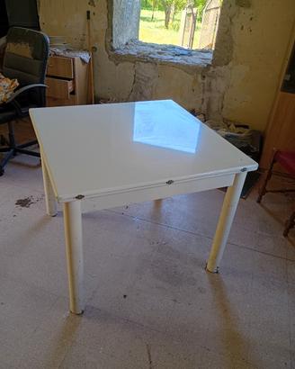 tavola da cucina