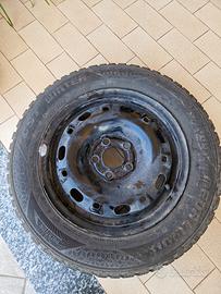 4 gomme invernali + cerchi in ferro 100 euro 