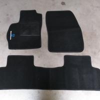Set 3 tappetini auto Mazda 5 2009-Mai utilizzati