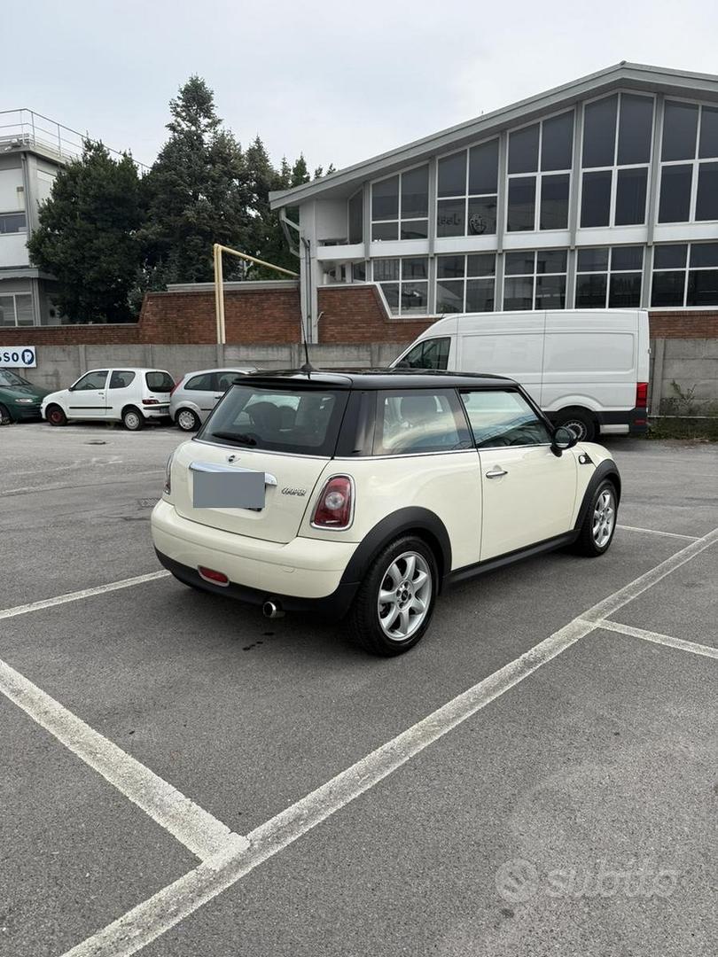 Mini Cooper 2010 photo 3
