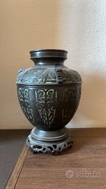 Antico vaso cinese 