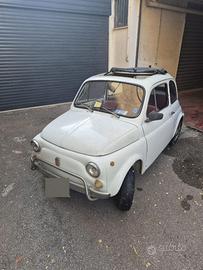 Fiat 500 L 1972 conservata in garage, sana.