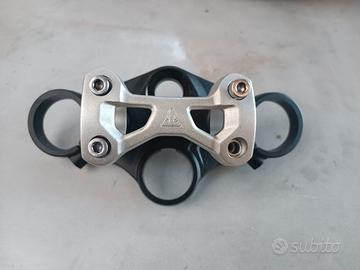 piastra di sterzo superiore 765 Rs