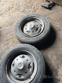 Gomme con cerchio fiat 500 L epoca