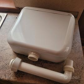 vaschetta in plastica per WC