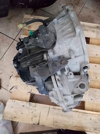 Cambio manuale renault trafic *leggere descrizione