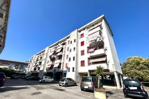3 LOCALI A PONTECAGNANO FAIANO