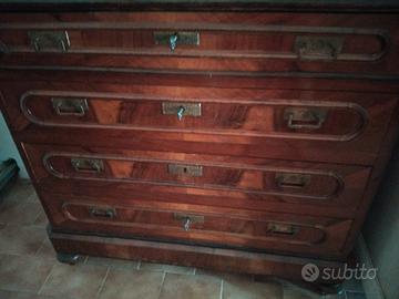 cassettiera con specchio