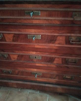 cassettiera con specchio