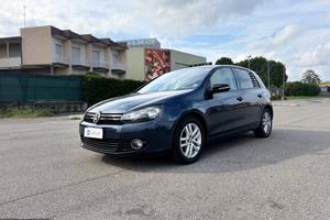Volkswagen Golf 1.4 tsi Highline 5p dsg