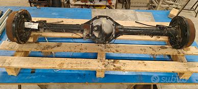 Ponte posteriore Nissan vanette 2.3 diesel 95>