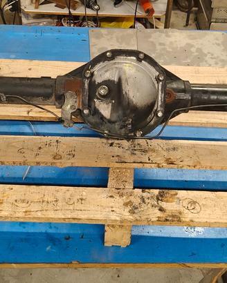 Ponte posteriore Nissan vanette 2.3 diesel 95>