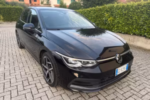 Volkswagen Golf 8 1.5 TGI Style