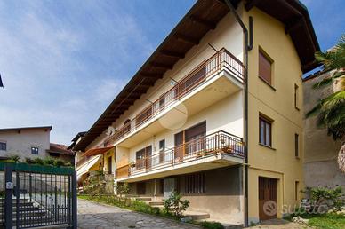 2 LOCALI A CANDIA CANAVESE