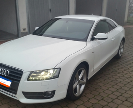 Audi A5 coupé 2.7 TDI Ambition