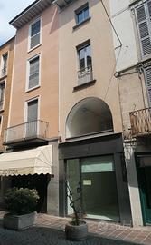 Locale commerciale Corso Roma, 11 Lodi