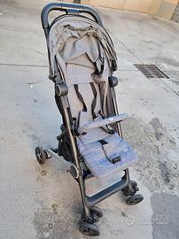 passeggino compatto chicco