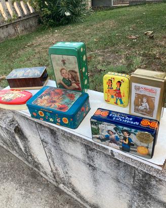 Scatole di latta vintage