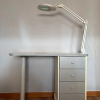 postazione per unghie