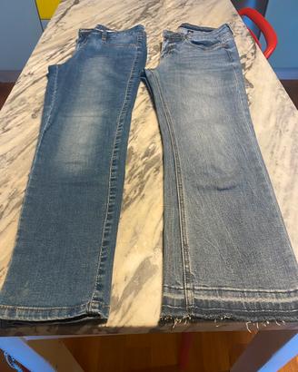 Pantaloni gins