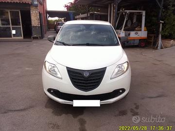 LANCIA YPSILON 1.2 BENZ/GPL 132000 KM 2014