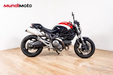 DUCATI MONSTER 696 - 2009