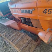 Trattore fiat 455 cingolato