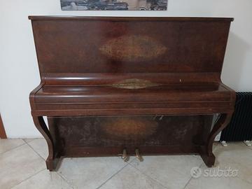 Pianoforte verticale