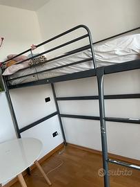 Letto a castello in metallo